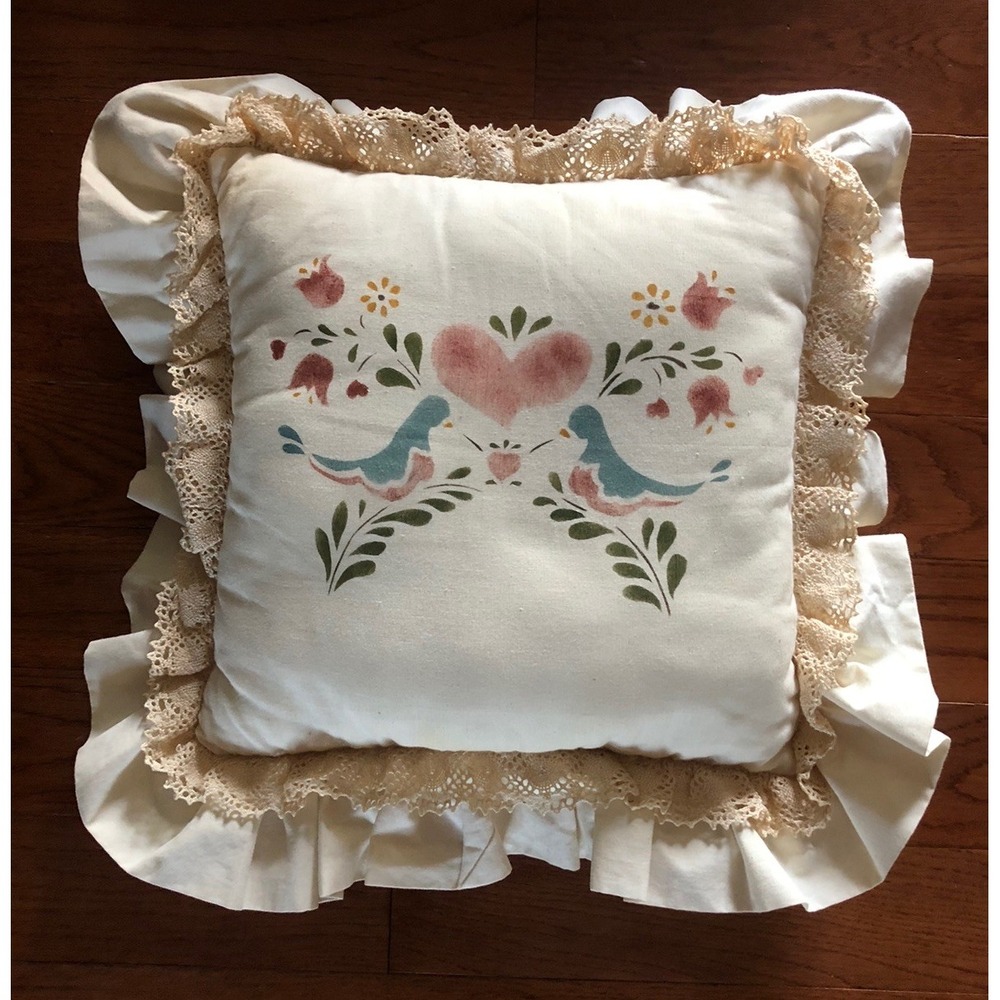 Vtg Amish Country Throw Pillow Folk Art Stencil Design Lace Ruffle Ivory 17x17